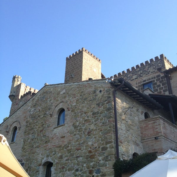Photo prise au Castello di Monterone par ✔️Ольга le6/18/2013
