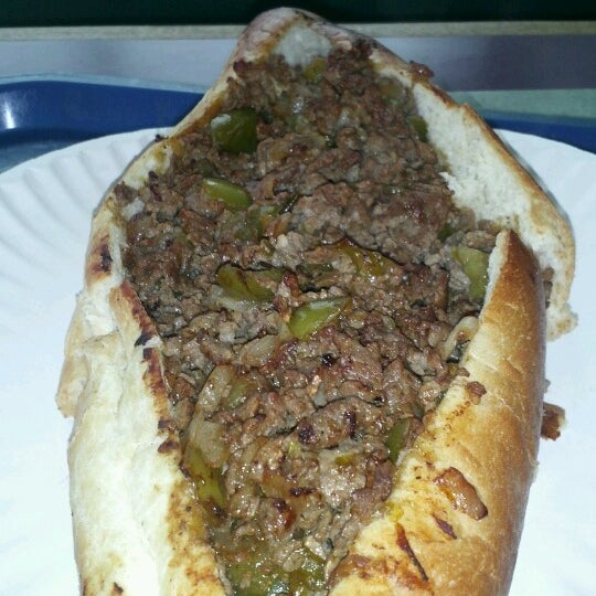 Mikey's Famous Roast Beef & Pizza Sandwich Spot in Beverly