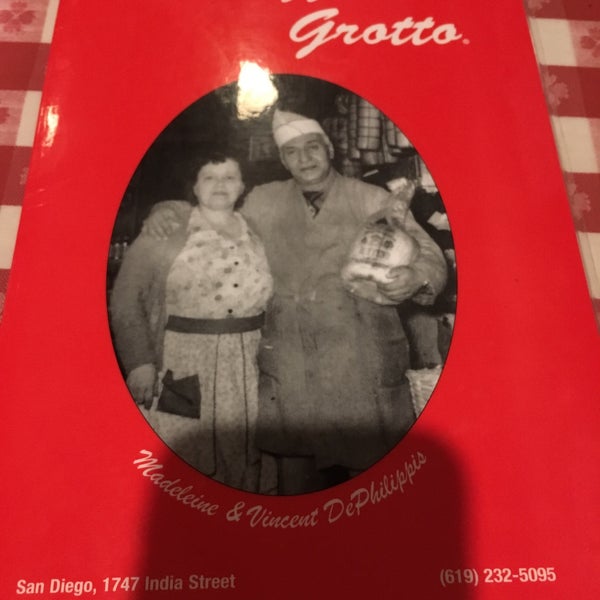 Photo prise au Filippi&#39;s Pizza Grotto- Napa par Travis E. le6/30/2017
