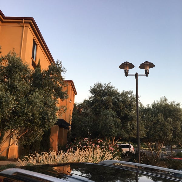 Photo taken at SpringHill Suites Napa Valley by Travis E. on 6/29/2017