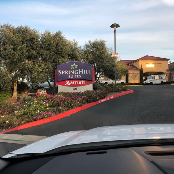 Photo taken at SpringHill Suites Napa Valley by Travis E. on 1/24/2018
