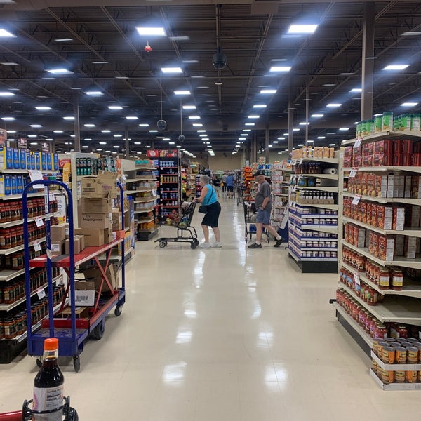 Giant Eagle Supermarket - Supermarket