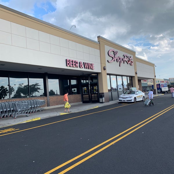 ShopRite of Whitman Plaza South Philadelphia East 5 tips