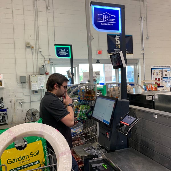 Lowe's 2 tips from 898 visitors