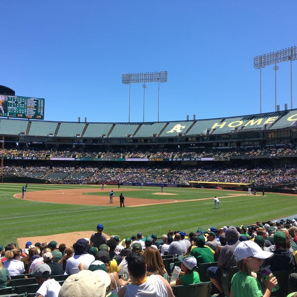 Снимок сделан в Oakland-Alameda County Coliseum пользователем Dolan M. 7/17/2016