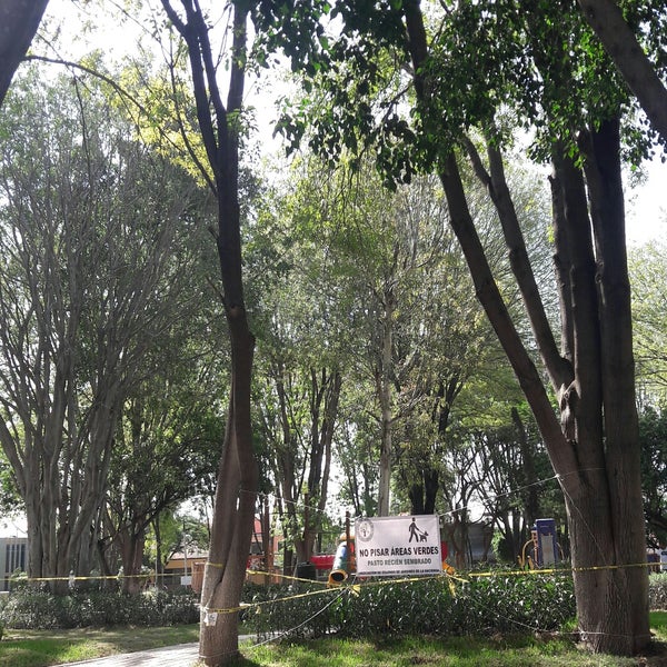 Fotos en Parque Jardines De La Hacienda Parque