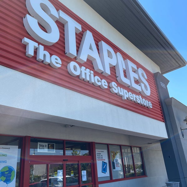 Staples Office Supply Store in San Diego