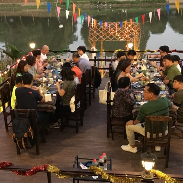 Foto tomada en Paak Dang Restaurant  por K-Lin L. el 1/27/2018