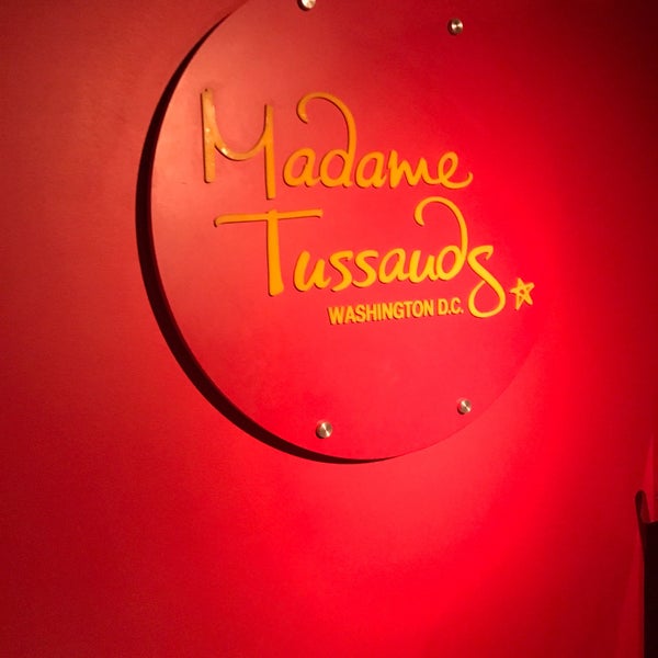 Photo taken at Madame Tussauds by Chefmax on 11/3/2016
