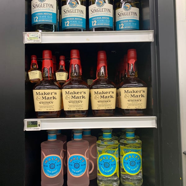 CS Fresh (Cold Storage) Tanglin 0102, Cluny Court