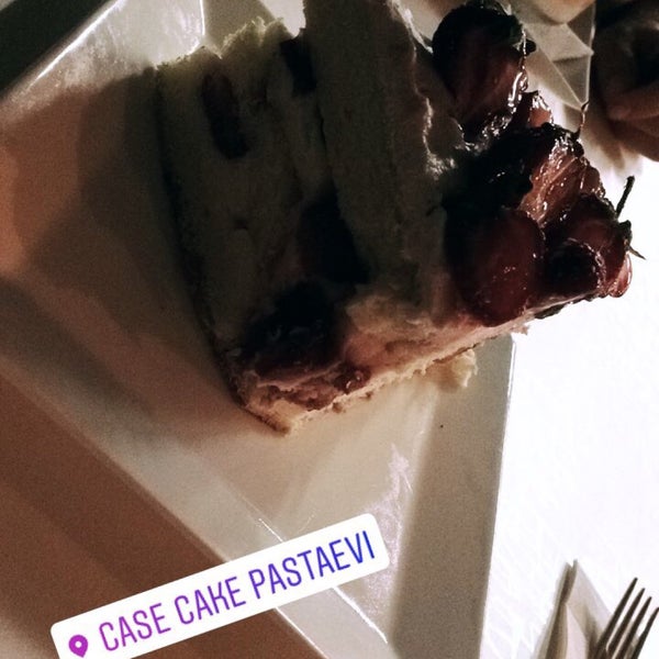 Photo taken at Case Cake Patisserie by Yunus K. on 9/18/2017