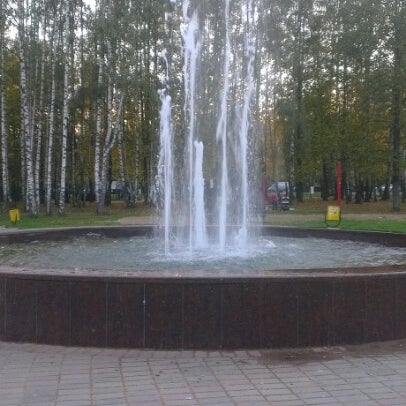Парк им величко сходня