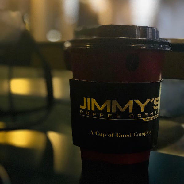 Foto tomada en Jimmy&#39;s Coffee Corner  por Sinem el 7/25/2018