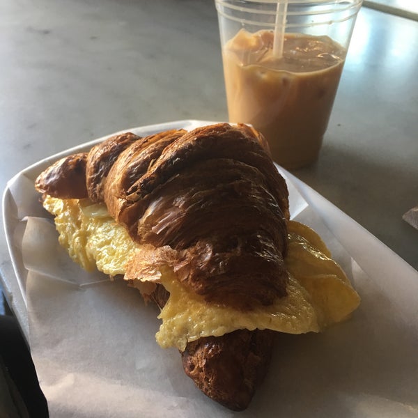 All the coffee here is great, nitro cold brew is delicious and smooth. Amazing muffins and egg sandwiches, we get them every weekend.