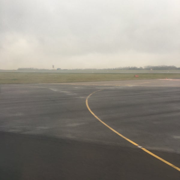 2/8/2017 tarihinde Dale M.ziyaretçi tarafından East Midlands Airport (EMA)'de çekilen fotoğraf