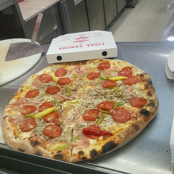 Антонио пицца. Пицца пончо. Пицца пончо. Пицца пепперони без фона. Заказать пиццу пончо.