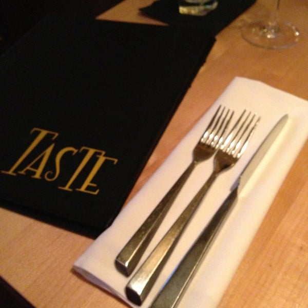 12/22/2012にDaniel C.がTaste - Food, Wine, Funで撮った写真