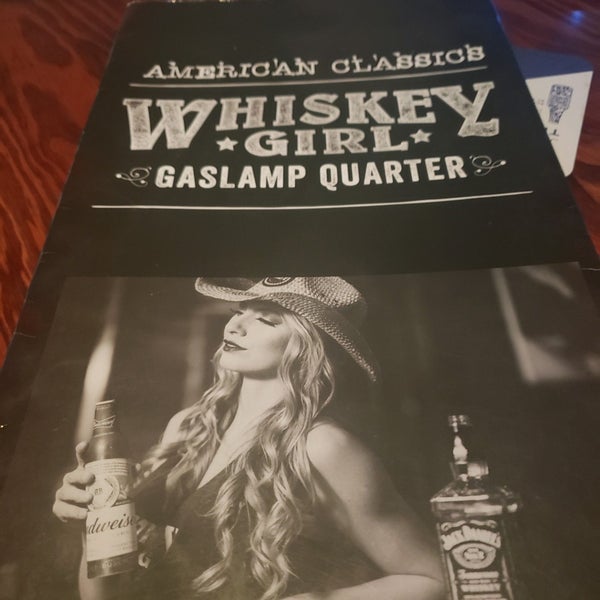 Снимок сделан в Whiskey Girl пользователем Tau W. 3/14/2020