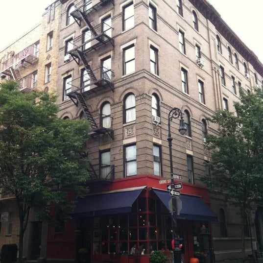 Photos At Friends Apartment Building General Entertainment In New York Photo Taken At Friends Apartment Building By Alexandra On 10 7 2017