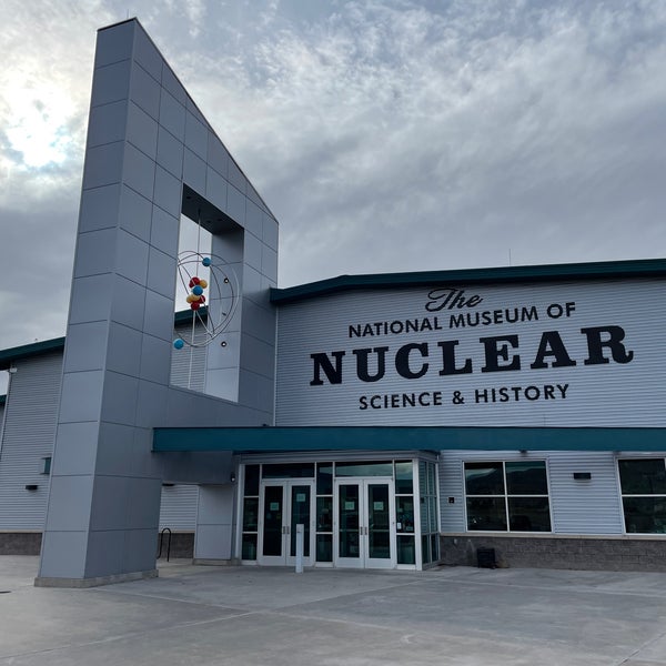 รูปภาพถ่ายที่ The National Museum Of Nuclear Science And History โดย Ani K. เมื่อ 1/9/2022
