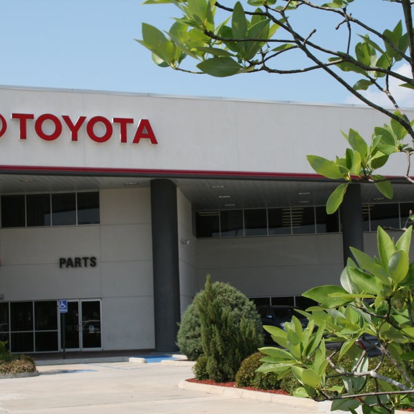 Photo taken at Team Toyota Baton Rouge by Team Toyota Baton Rouge on 9/19/2014