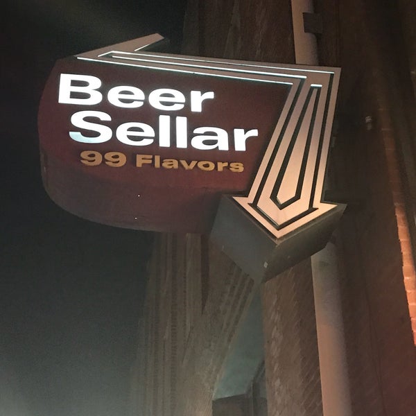 4/14/2017 tarihinde Jay M.ziyaretçi tarafından Beer Sellar'de çekilen fotoğraf