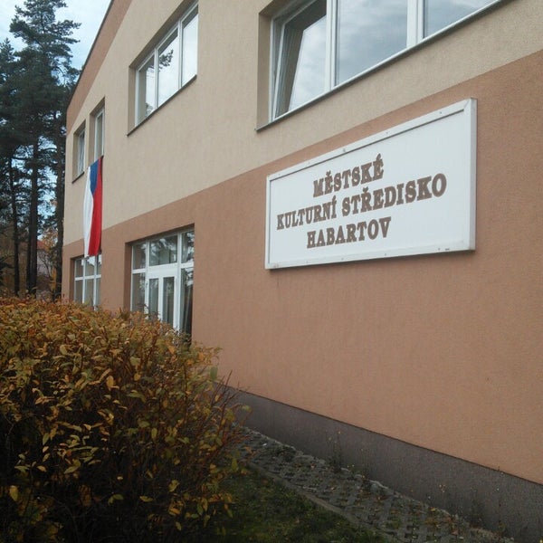 Photo taken at Městské kulturní středisko Habartov, příspěvková organizace by milan s. on 10/26/2013