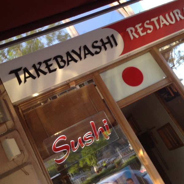 5/10/2013にErikがBambuszliget Japán Étterem &amp; Sushi Bárで撮った写真