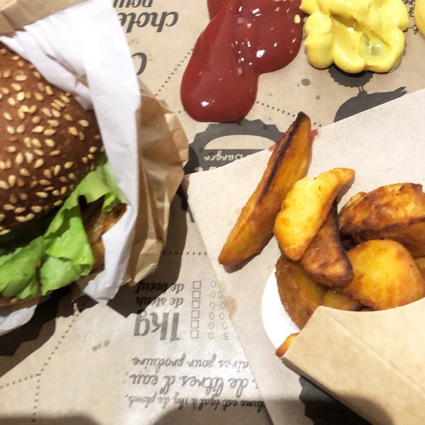 6/22/2019にPhilip S.がHank Burgerで撮った写真