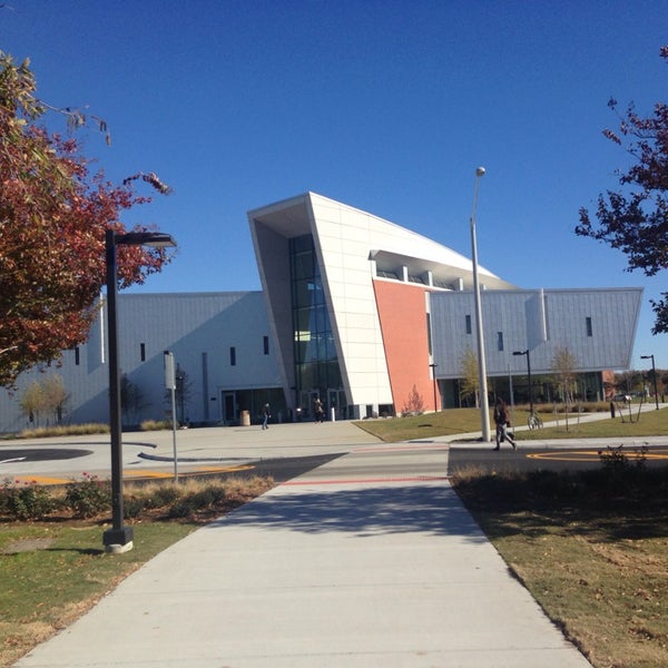 TCC Virginia Beach Library College Library