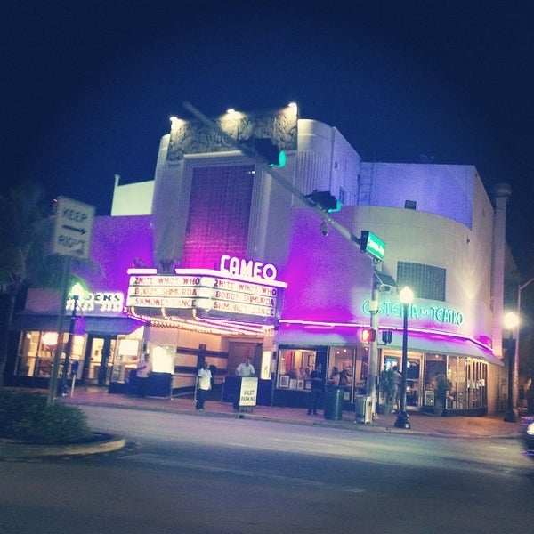 รูปภาพถ่ายที่ Cameo Nightclub โดย Luis alfredo P. เมื่อ 8/12/2014