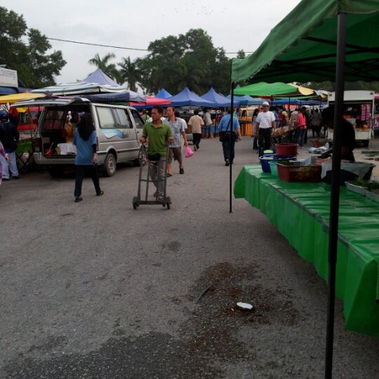 Pasar Pagi Jumaat Pekan Meru