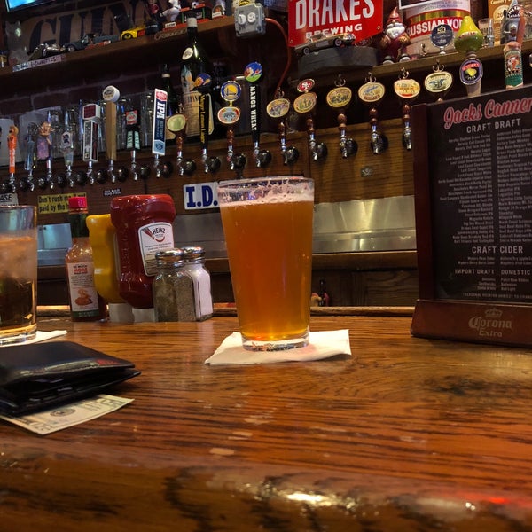 1/19/2018 tarihinde Daniel W.ziyaretçi tarafından Jacks Cannery Bar'de çekilen fotoğraf