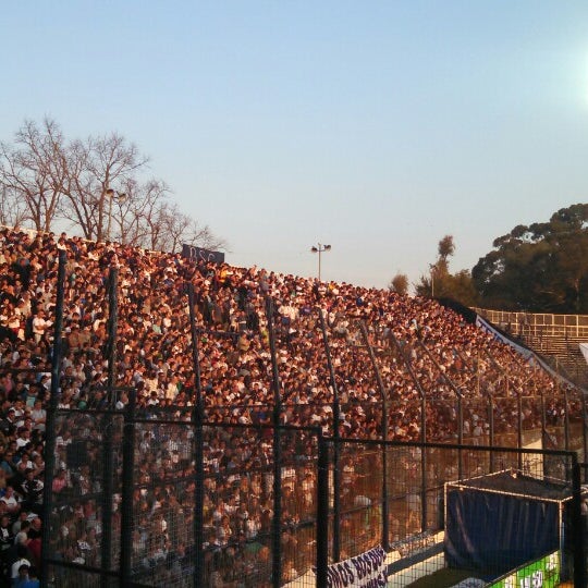Photo taken at Estadio Juan Carmelo Zerillo (Club de Gimnasia y Esgrima de La Plata) by Alvaro L. on 8/29/2015