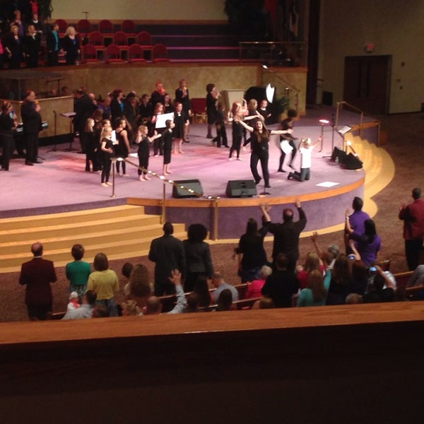 รูปภาพถ่ายที่ Princeton Pike Church of God โดย Alex T. เมื่อ 4/20/2014