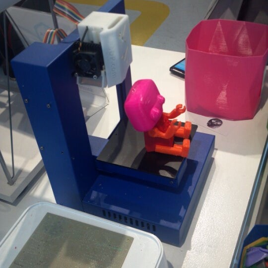 12/22/2012にdarren k.が3DEA: 3D Printing Pop Up Storeで撮った写真