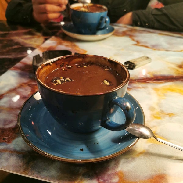 12/9/2019 tarihinde Ahmet K.ziyaretçi tarafından Midtown Cafe | Kitchen | Takeaway'de çekilen fotoğraf
