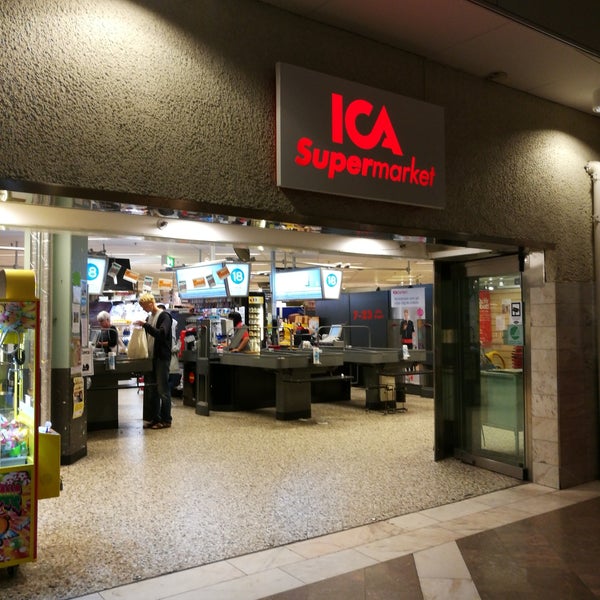 Ica In Store Farm Photos at ICA Supermarket Cityhallen - Arklimästaregatan 40