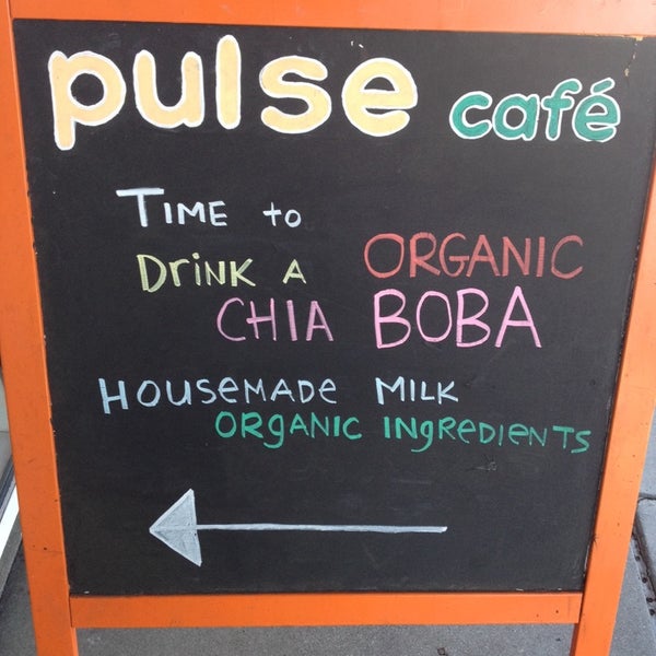 Foto scattata a Pulse Café - Organic Boba da Amber S. il 4/9/2014