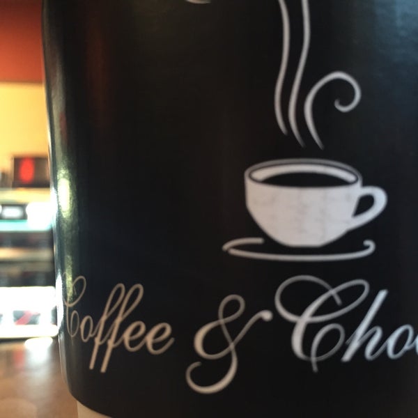 2/9/2015에 Tim C.님이 Coffee &amp; Chocolate에서 찍은 사진