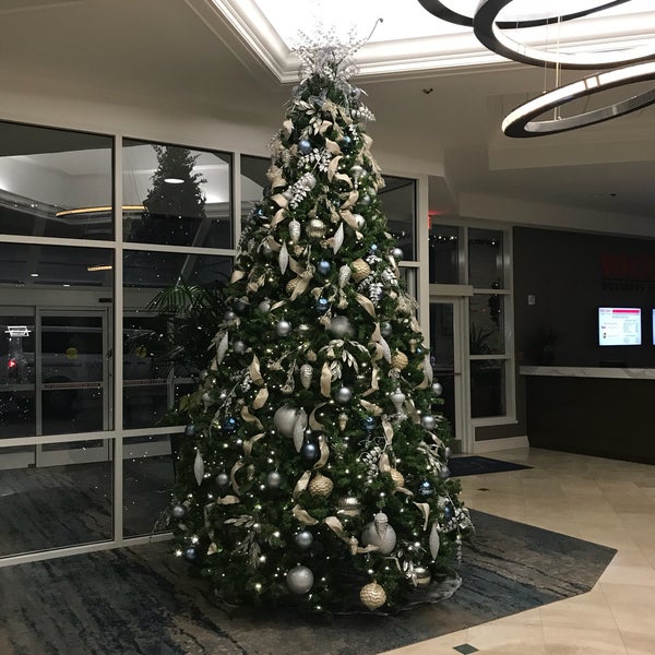 12/19/2018 tarihinde Courtney M.ziyaretçi tarafından Rosen Plaza Hotel'de çekilen fotoğraf