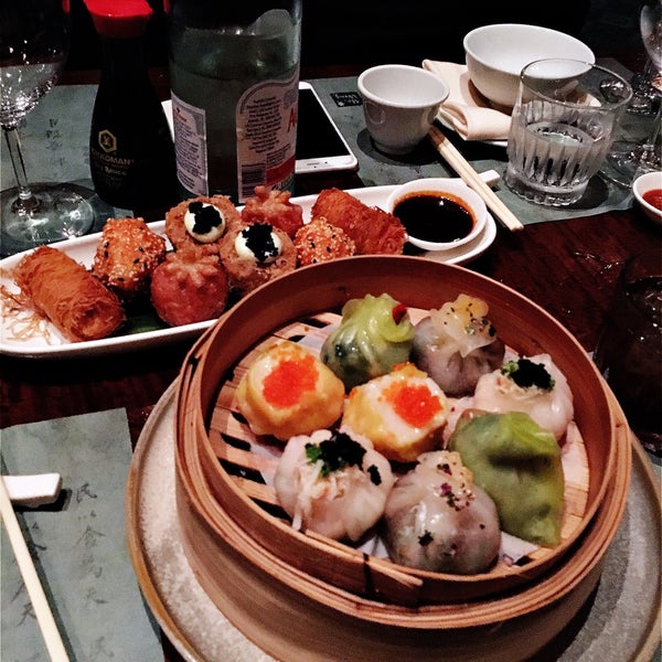 Duck pancakes and the souce that goes with it are to die for! Dim sum platter was disappointing. Wagyu beef and pork belly were delicious. Good wine and excellent service, what else can one want :)