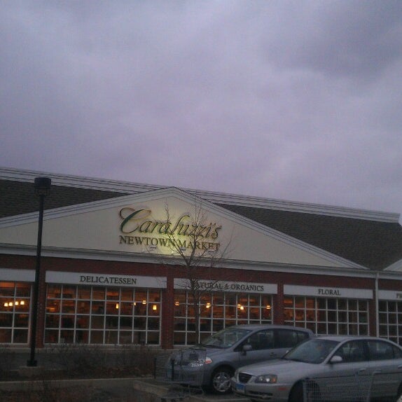 Caraluzzi's Newtown Market 12 tips