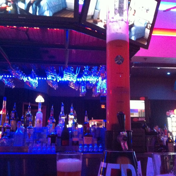 Photo taken at Dave &amp; Buster&#39;s by Rose D. on 5/11/2013