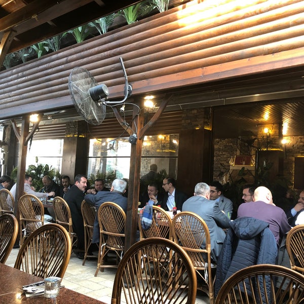 Foto tirada no(a) Paşa Ocakbaşı Restoran por Dr. Murat G. em 12/21/2019