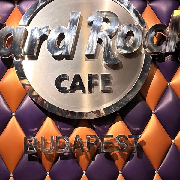 Photo taken at Hard Rock Cafe Budapest by lpalliser on 1/3/2023