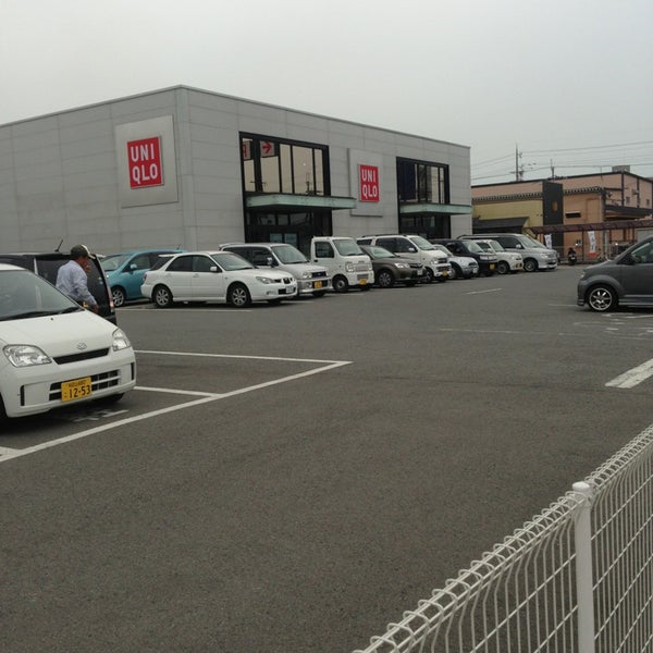ユニクロ Clothing Store In 和歌山市