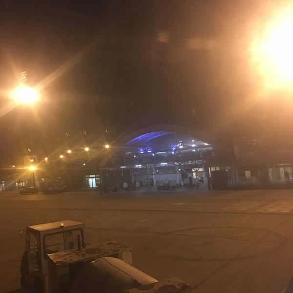 5/3/2016에 Vanessa P.님이 Aeropuerto Internacional de Rosario - Islas Malvinas (ROS)에서 찍은 사진