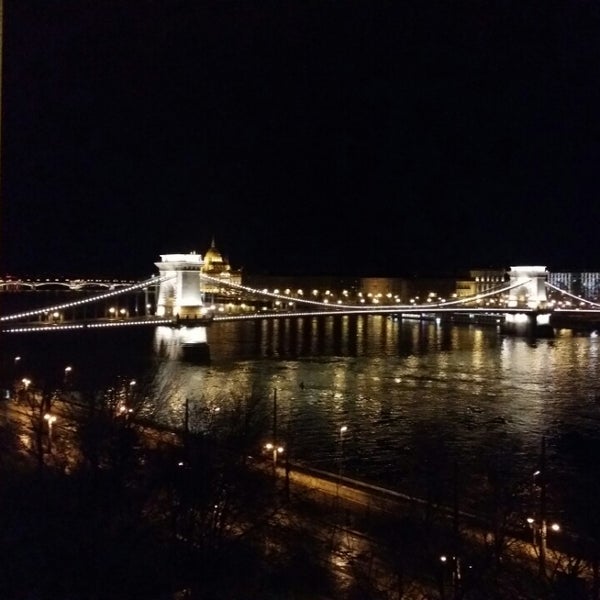 Das Foto wurde bei Lanchid 19 Design Hotel Budapest von András am 12/20/2014 aufgenommen