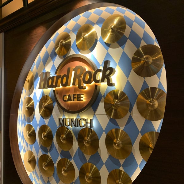 Photo taken at Hard Rock Cafe Munich by Izalete M. on 5/18/2023